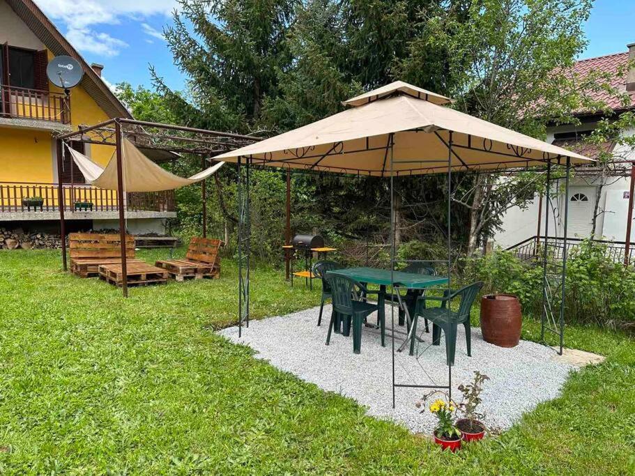 Cosy Mountain Villa In Nizepole Bitola Kültér fotó